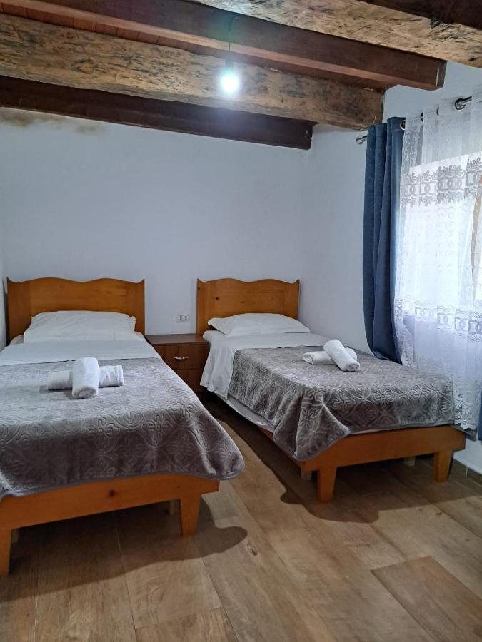 Guesthouse Te Tata 泰斯 外观 照片